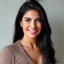Anna Reyes - Fashion Boutique Owner